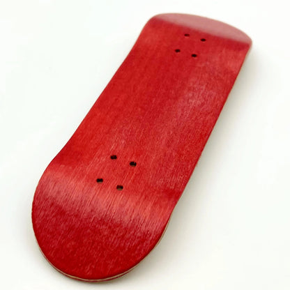 Planche en bois rouge